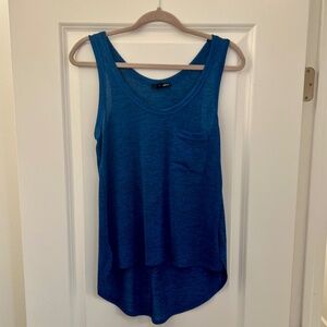 Aqua by Bloomingdale's Tank Top size: XS